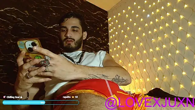 LovexJuxn8 online show from 04/14/26, 06:13