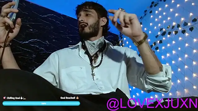 LovexJuxn8 online show from 04/25/26, 02:25