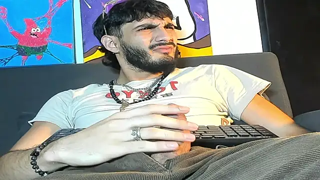 LovexJuxn8 online show from 03/05/26, 09:43