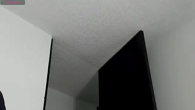 LovexJuxn8 online show from 02/11/26, 03:56