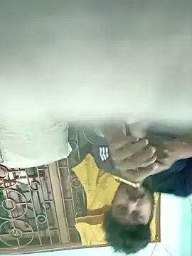 Desiyoungcouple15 online show from 02/22/26, 05:14