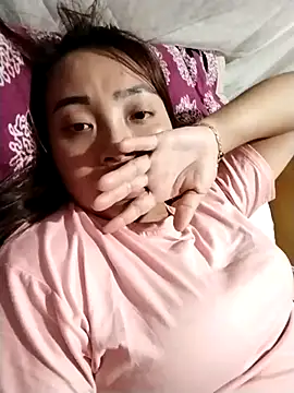 cute-shine online show from 04/04/26, 01:50