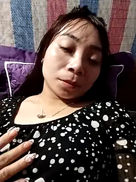 Snapshot of cute-shine chatting on 02/17/26, 01:25 cute-shine online show from 02/17/26, 01:25