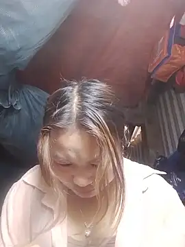 Snapshot of bany-lee chatting on 02/21/26, 01:18 bany-lee online show from 02/21/26, 01:18