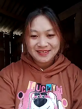 bany-lee online show from 05/04/26, 02:04