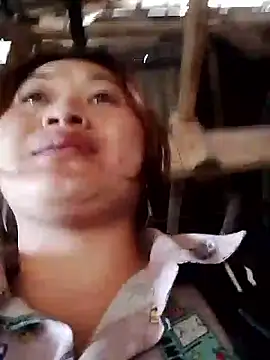 Snapshot of bany-lee chatting on 02/26/26, 12:43 bany-lee online show from 02/26/26, 12:43