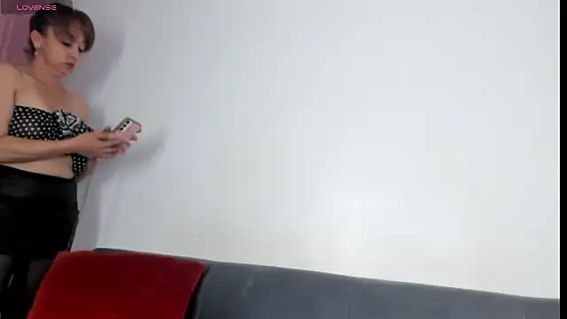 Beatricez1 online show from 02/16/26, 03:16