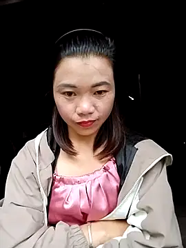 Snapshot of lovely-742 chatting on 05/09/26, 12:58 lovely-742 online show from 05/09/26, 12:58