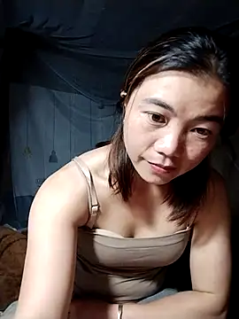 Snapshot of lovely-742 chatting on 04/16/26, 11:07 lovely-742 online show from 04/16/26, 11:07