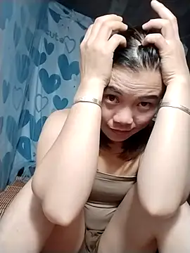Snapshot of lovely-742 chatting on 04/28/26, 02:32 lovely-742 online show from 04/28/26, 02:32