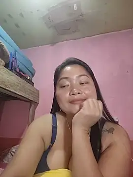 Snapshot of sweety_pie18 chatting on 02/15/26, 07:09 sweety pie18 online show from 02/15/26, 07:09