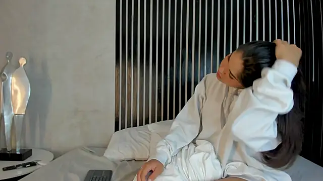 melodyphillips 2  online show from 03/29/26, 06:26