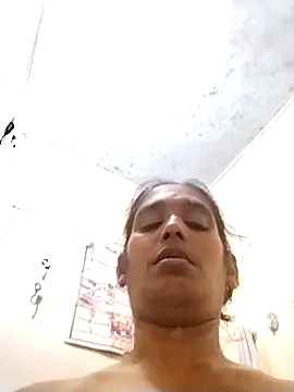 Baby P online show from 04/15/26, 04:33