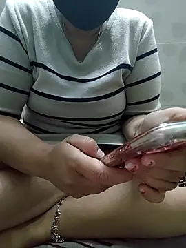 Snapshot of Joyti_07 chatting on 02/28/26, 05:01 Joyti 07 online show from 02/28/26, 05:01