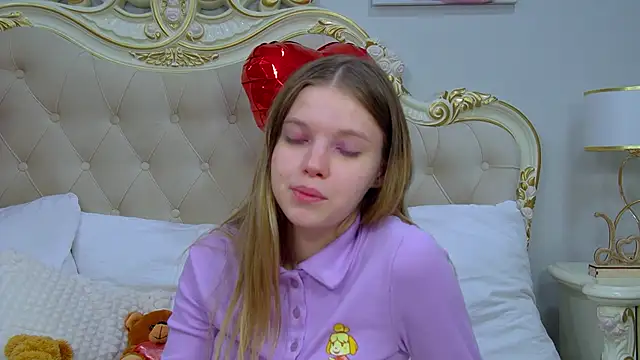 HallyBradley online show from 03/03/26, 11:17