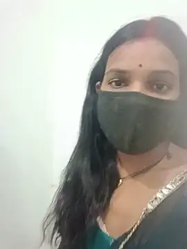 Snapshot of Desi_Couple_P chatting on 07/08/26, 01:23 Desi Couple P online show from 07/08/26, 01:23