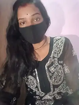Snapshot of Desi_Couple_P chatting on 07/08/26, 12:13 Desi Couple P online show from 07/08/26, 12:13