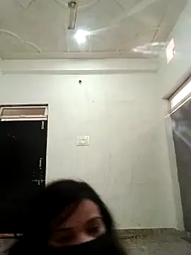 Snapshot of Desi_Couple_P chatting on 07/14/26, 02:05 Desi Couple P online show from 07/14/26, 02:05
