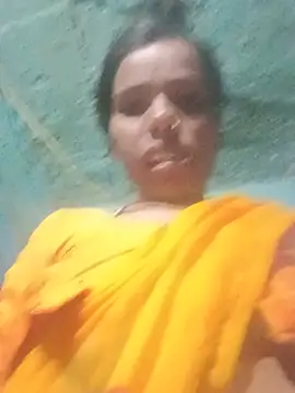 Snapshot of Desi_Couple_P chatting on 06/07/26, 03:39 Desi Couple P online show from 06/07/26, 03:39