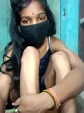 Snapshot of Desi_Couple_P chatting on 05/19/26, 12:15 Desi Couple P online show from 05/19/26, 12:15