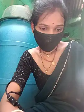 Snapshot of Desi_Couple_P chatting on 06/27/26, 12:55 Desi Couple P online show from 06/27/26, 12:55