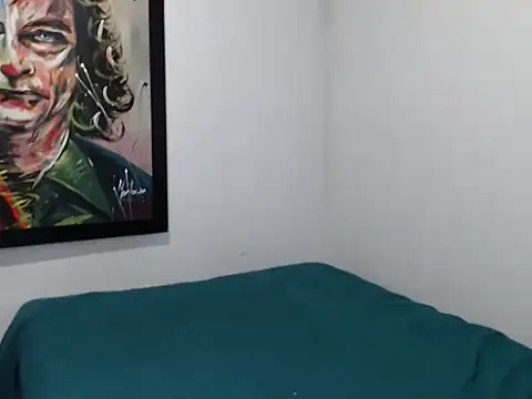 Snapshot of HotSinlge chatting on 02/18/26, 12:34 HotSinlge online show from 02/18/26, 12:34