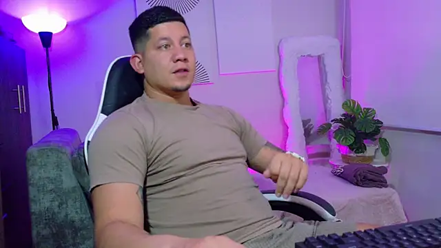  robertobaggioo online show from 06/26/26, 05:46