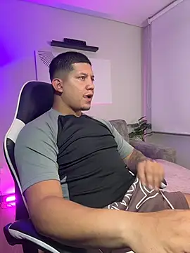  robertobaggioo online show from 05/03/26, 06:18
