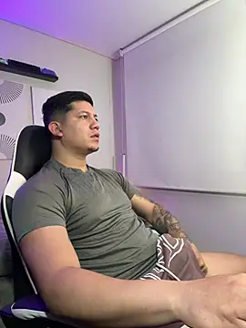  robertobaggioo online show from 03/11/26, 12:54