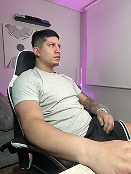  robertobaggioo online show from 03/28/26, 12:28