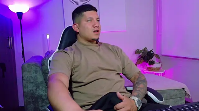  robertobaggioo online show from 07/04/26, 05:25