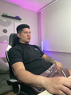  robertobaggioo online show from 02/22/26, 12:18