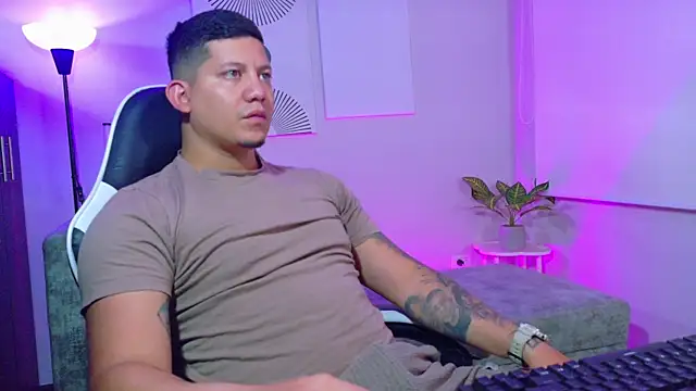  robertobaggioo online show from 07/20/26, 12:40