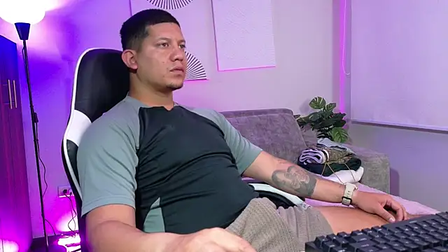  robertobaggioo online show from 05/07/26, 12:30