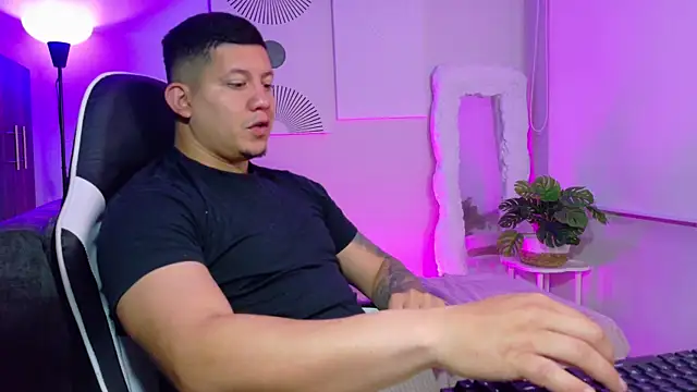  robertobaggioo online show from 06/05/26, 12:33