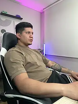  robertobaggioo online show from 02/25/26, 12:16