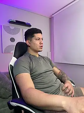  robertobaggioo online show from 03/13/26, 12:32