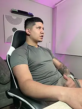  robertobaggioo online show from 03/27/26, 12:39