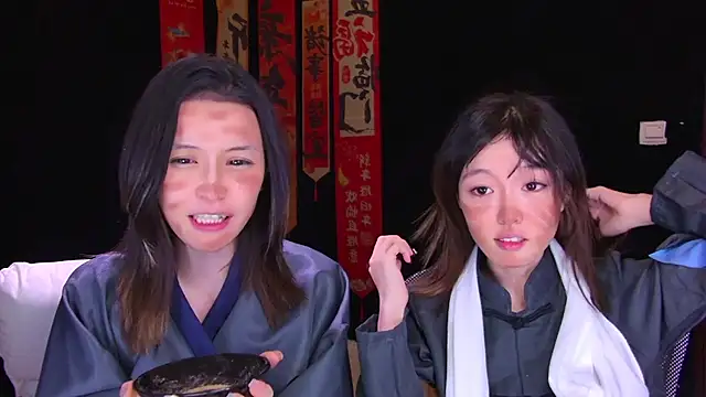 Wik-yibao online show from 02/28/26, 03:00