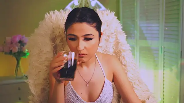 Snapshot of TerezaRobinson chatting on 02/27/26, 01:11 TerezaRobinson online show from 02/27/26, 01:11