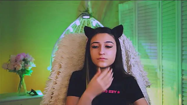 Snapshot of TerezaRobinson chatting on 02/26/26, 12:27 TerezaRobinson online show from 02/26/26, 12:27