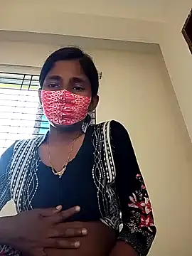 Snapshot of Sexy_Boudi650 chatting on 02/15/26, 10:03 Sexy Boudi650 online show from 02/15/26, 10:03