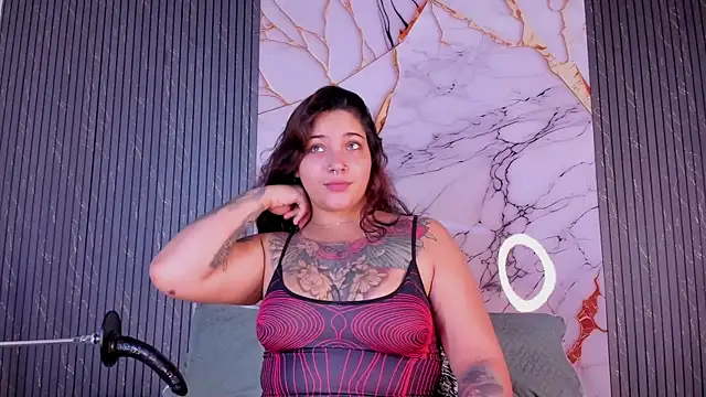 Snapshot of raven_noctis_ chatting on 02/20/26, 01:57 raven noctis online show from 02/20/26, 01:57