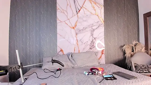 Snapshot of raven_noctis_ chatting on 02/26/26, 01:55 raven noctis online show from 02/26/26, 01:55