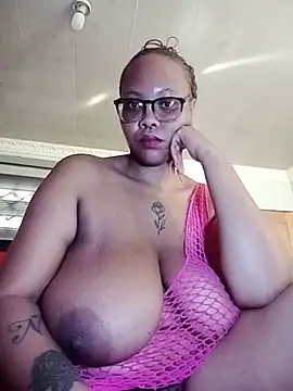 ShantelBootyBoobs online show from 06/15/26, 11:54