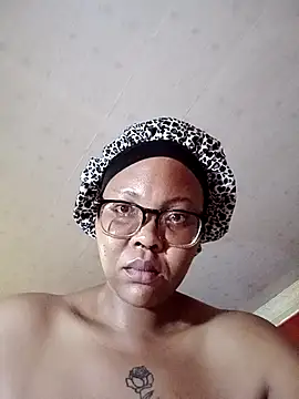 ShantelBootyBoobs online show from 04/10/26, 07:32