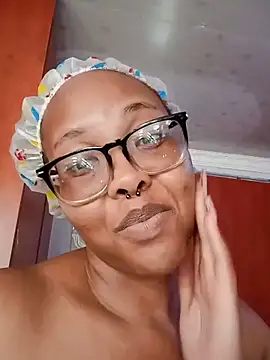 ShantelBootyBoobs online show from 06/10/26, 08:59