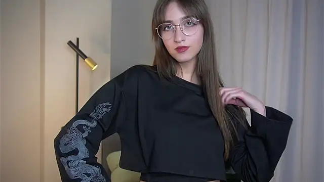 ClarineCasebolt online show from 02/17/26, 12:46