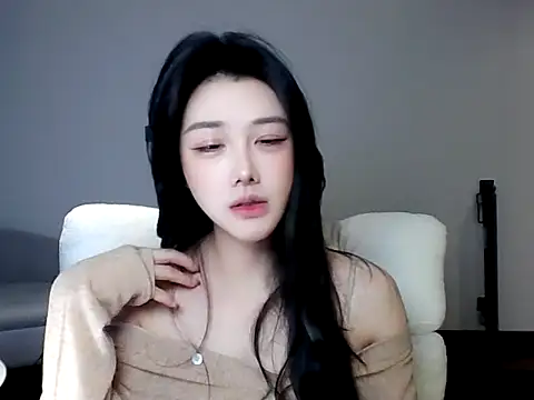 MedeLineayr online show from 03/01/26, 03:23