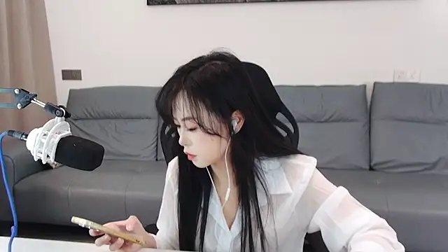 Snapshot of LX-MM chatting on 02/14/26, 08:03 LX-MM online show from 02/14/26, 08:03